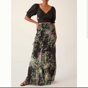 Sabrina Musayev Printed Maxi Skirt Size Small